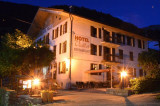 Hotel 4
