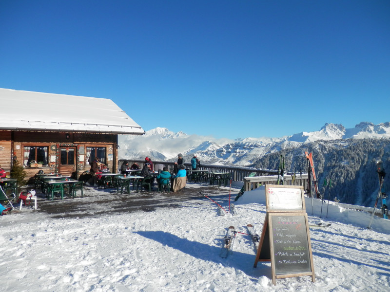 les-arolles-hiver - © edith les-arolles-hiver