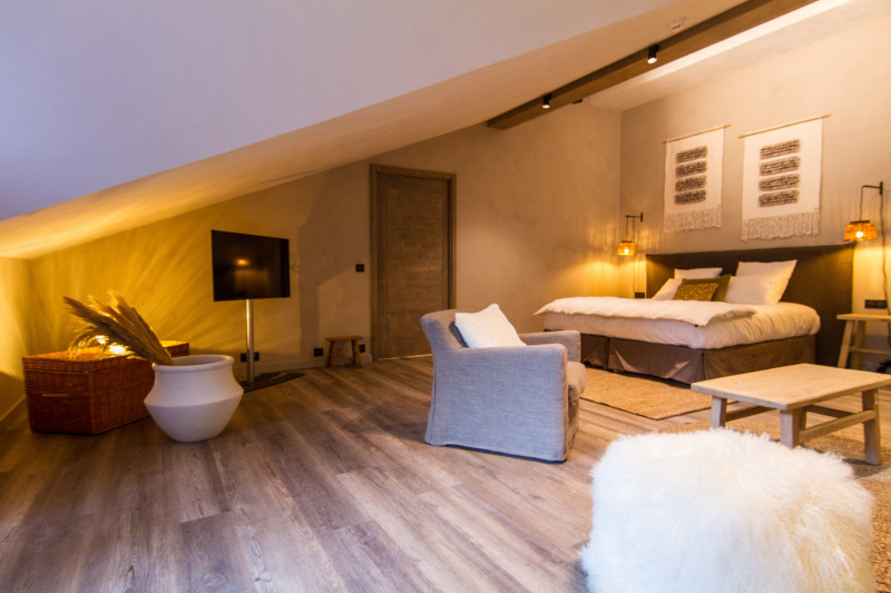 Hotel la Roche - chambre double avec salon - © Hotel_la_Roche Hotel la Roche - chambre double avec salon