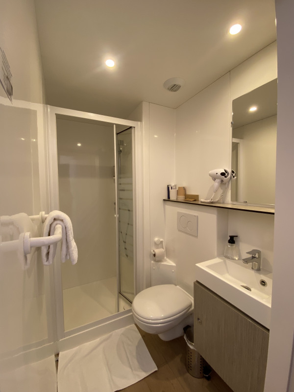 salle de bain hotel du Grand Mont - © hotel_Grand_Mont salle de bain hotel du Grand Mont