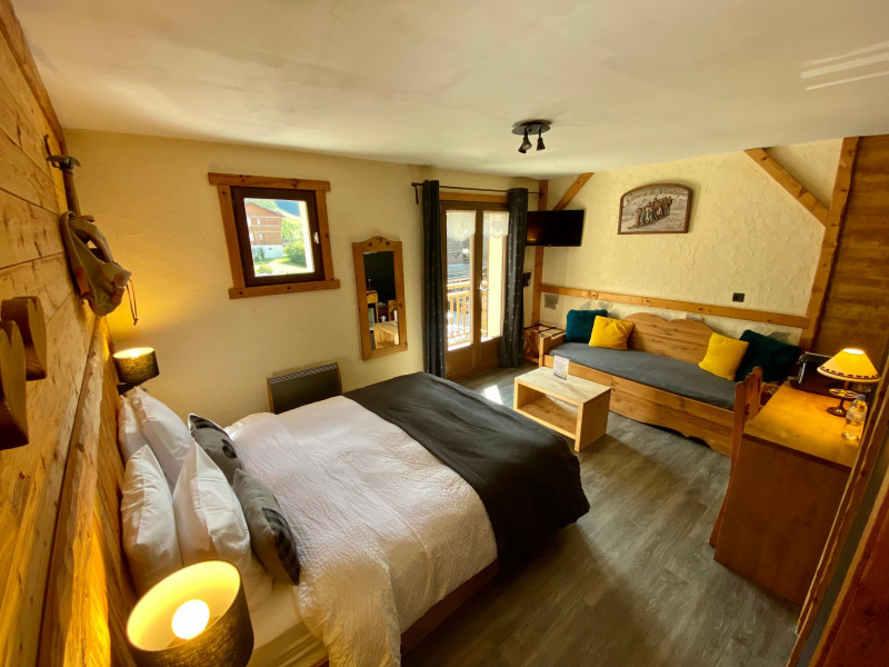 Hotel 28