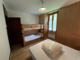 chambre double + lits superposés