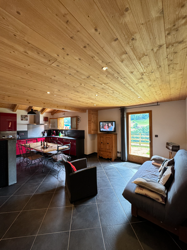 Salon et cuisine Quay Sandrine - © OTAB Quay Sandrine Salon et cuisine Quay Sandrine