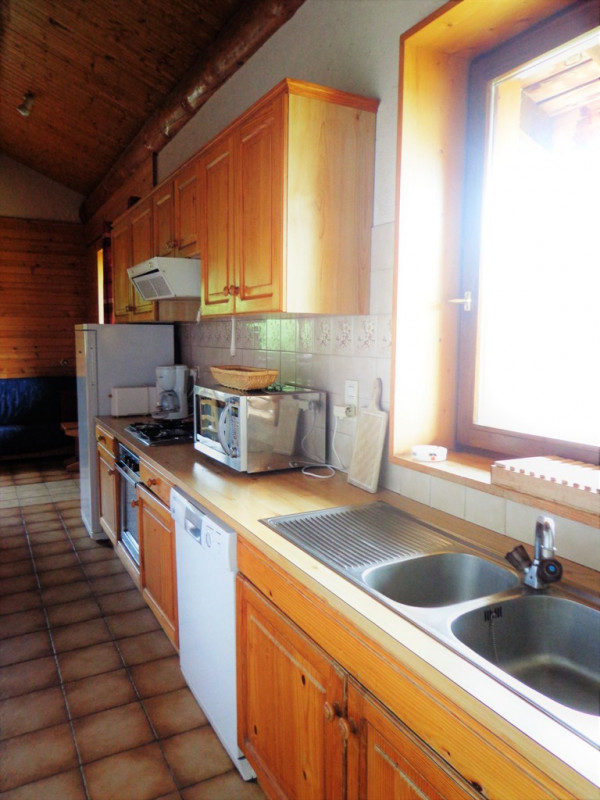 am1_3_cuisine_red.jpg am1_3_cuisine_red.jpg