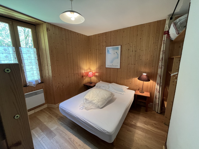 chambre double + lits superposés