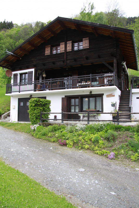 vue extérieure, dernière maison vue extérieure, dernière maison