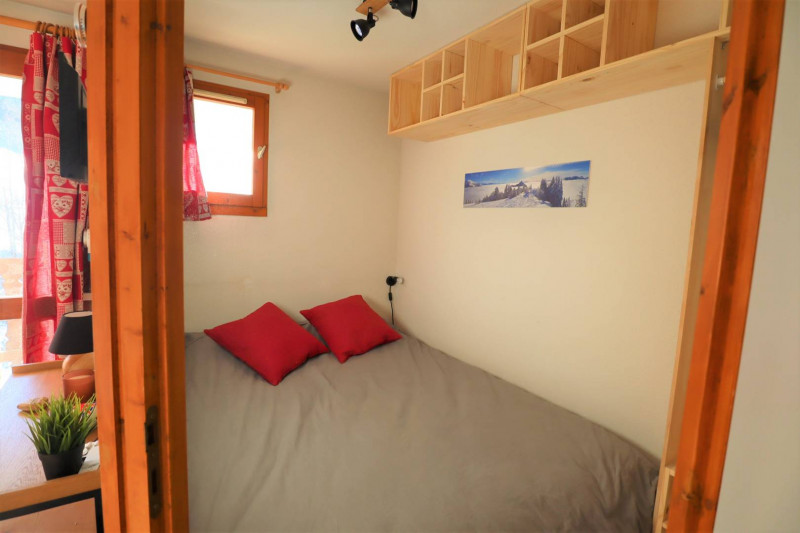 _clients_227327001_photos_10c_5457495 _clients_227327001_photos_10c_5457495