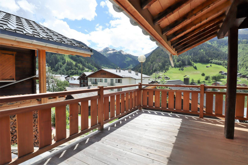 _clients_227327001_photos_142p_5507609