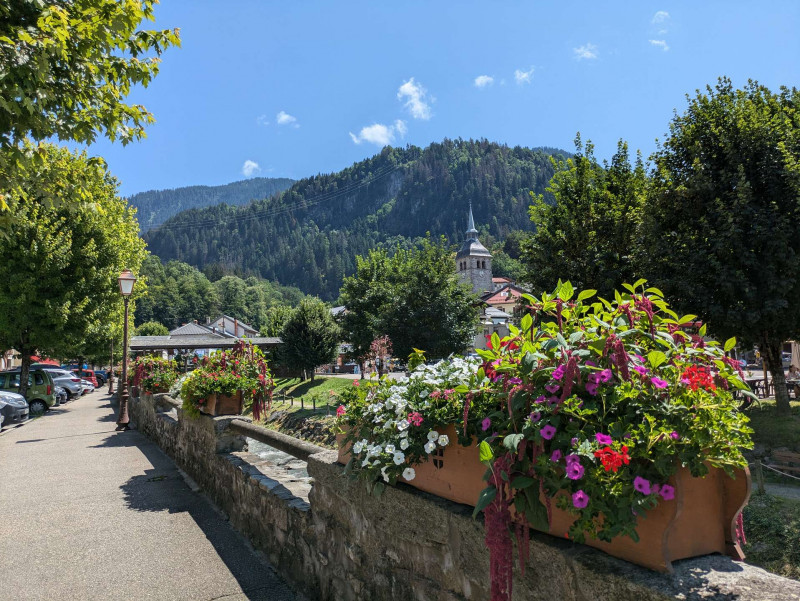 _clients_227327001_photos_180m_5020020 _clients_227327001_photos_180m_5020020