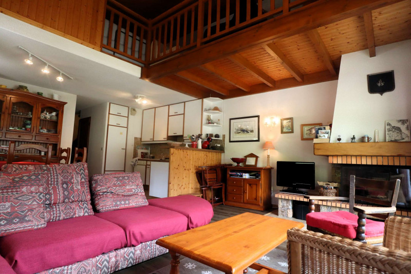 _clients_227327001_photos_227a_4955731