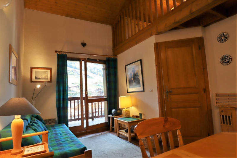 _clients_227327001_photos_32j_5516475