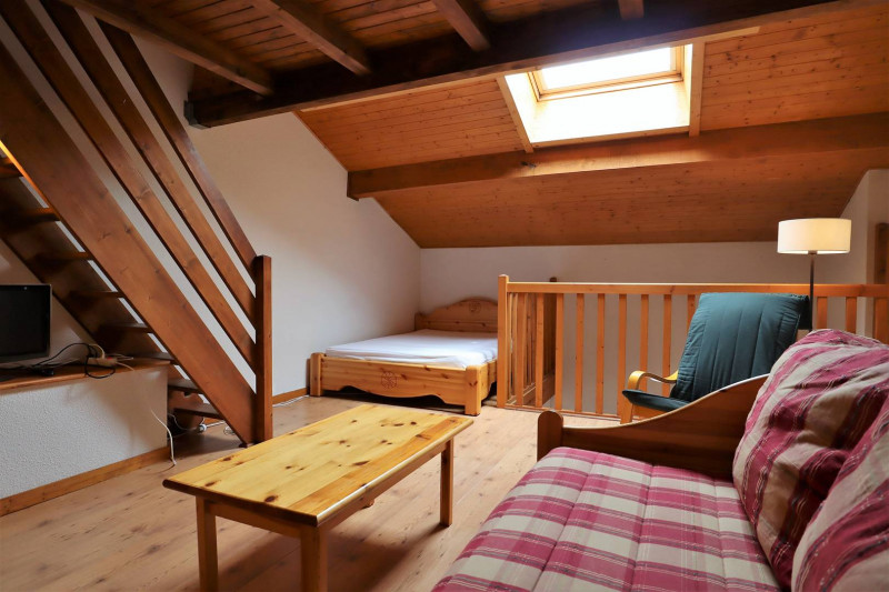 _clients_227327001_photos_33f_5512580