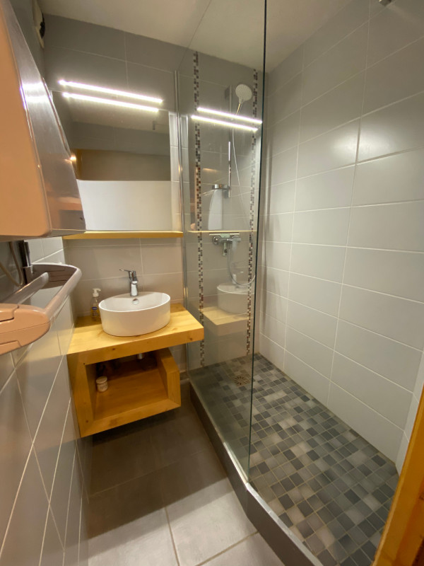 _lv_images__lot_0000000030_06_5380831 _lv_images__lot_0000000030_06_5380831