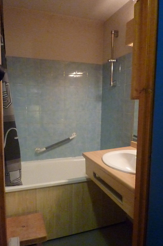 _lv_images__lot_0000000082_05_4838437 _lv_images__lot_0000000082_05_4838437