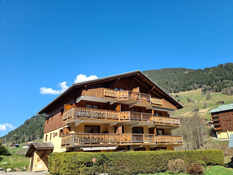 _lv_images__lot_0000000152_04_4999444