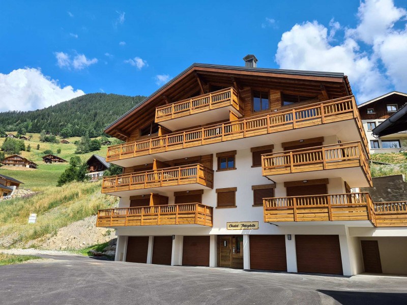 _lv_images__lot_0000000234_04_5375032